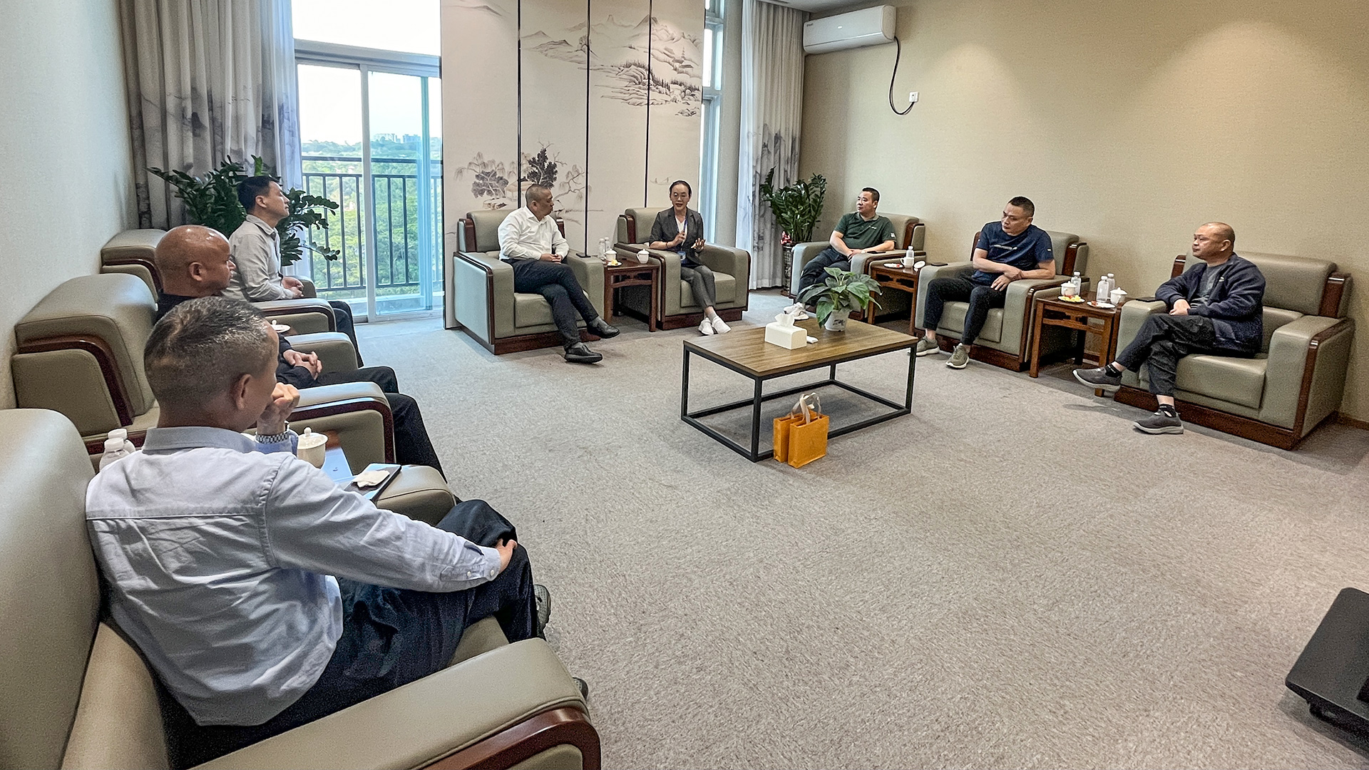 美松客戶接待合影